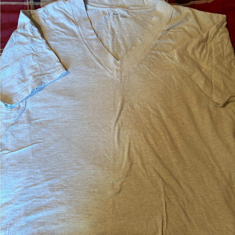 Aerie Cream Short Sleeve Tee